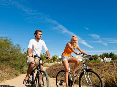 Algarve by Bike: Scenic Routes for Cycling Enthusiasts